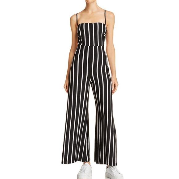 Olivaceous Smocked Button Detail Wide Leg Blue Print Jumpsuit Small - Picture 5 of 9